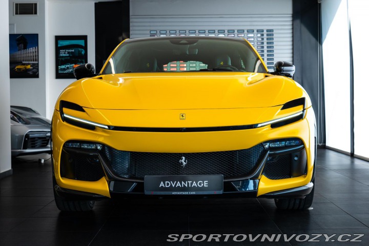 Ferrari Purosangue SoftClose/Pano/Karbon 2025