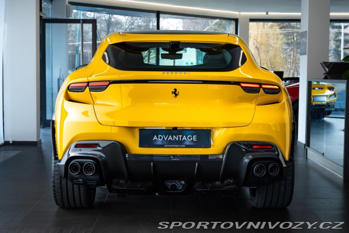 Ferrari Purosangue V12/SoftClose/Pano/Karbon 1800