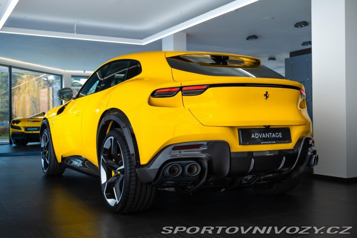 Ferrari Purosangue V12/SoftClose/Pano/Karbon 1800