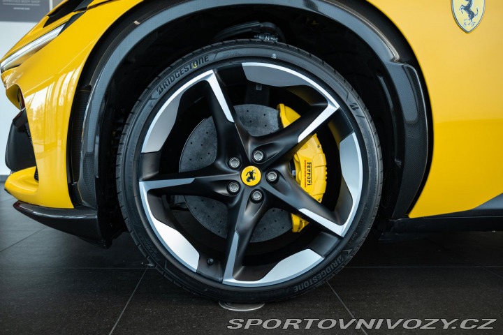 Ferrari Purosangue SoftClose/Pano/Karbon 1800