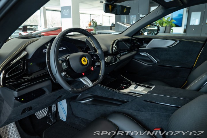 Ferrari Purosangue SoftClose/Pano/Karbon 2025