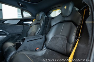 Ferrari Purosangue V12/SoftClose/Pano/Karbon 2025