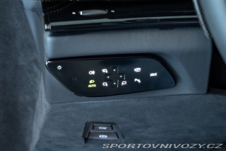 Ferrari Purosangue V12/SoftClose/Pano/Karbon 2025