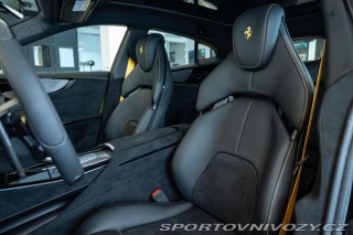 Ferrari Purosangue V12/SoftClose/Pano/Karbon 2025