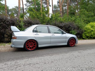 Mitsubishi Lancer EVO 2004