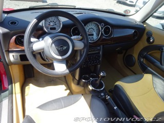 Mini Cooper 1.6 85kW KŮŽE PANORAMA 2005