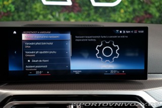 BMW 3 xDRIVE*KAMERA*TAŽ*PANO*SE 2023