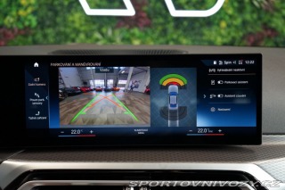 BMW 3 xDRIVE*KAMERA*TAŽ*PANO*SE 2023
