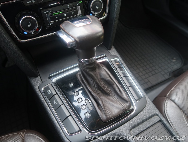 Škoda Superb Laurin&Klement 3.6 FS 2012