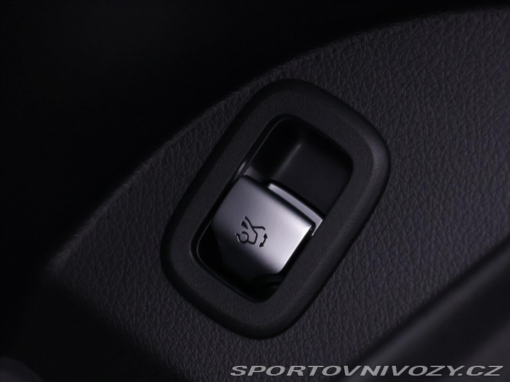 Mercedes-Benz Ostatní modely GLC 2,0 220d 4Matic AMG Premi 2025