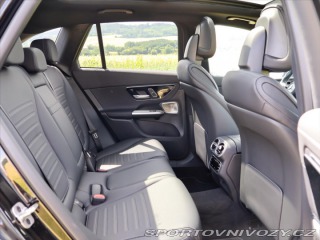 Mercedes-Benz Ostatní modely GLC 2,0 220d 4Matic AMG Premi 2025