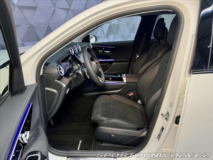 Mercedes-Benz Ostatní modely GLC 220d 4MATIC AMG, DISTRONI 2025