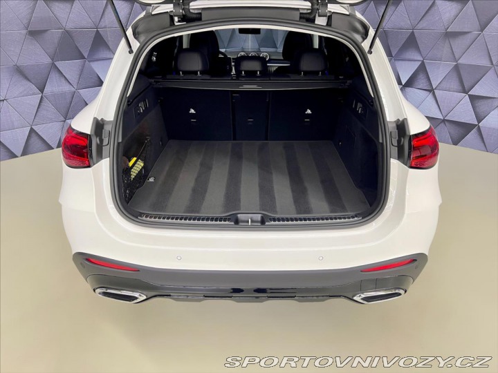 Mercedes-Benz Ostatní modely GLC 220d 4MATIC AMG, DISTRONI 2025