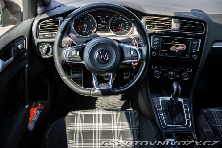 Volkswagen Golf Variant GTD 2.0 TDI BMT 2016