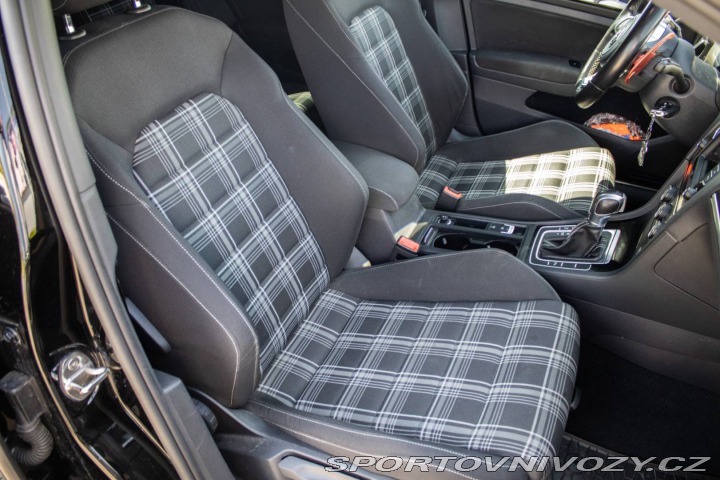 Volkswagen Golf Variant GTD 2.0 TDI BMT 2016