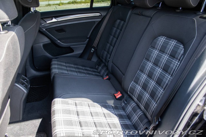 Volkswagen Golf Variant GTD 2.0 TDI BMT 2016