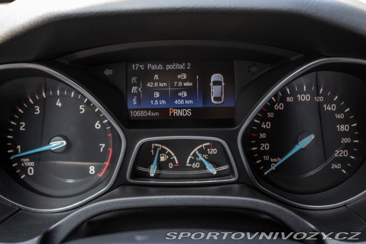 Ford Focus ST Kombi STL Red & Blac 2018