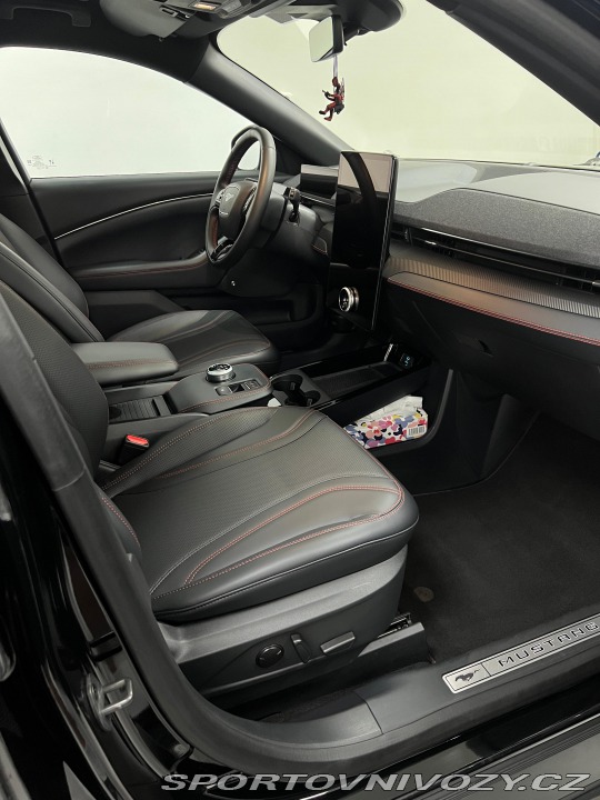 Ford Mustang Mach-E, AWD, 98 kWh 2021