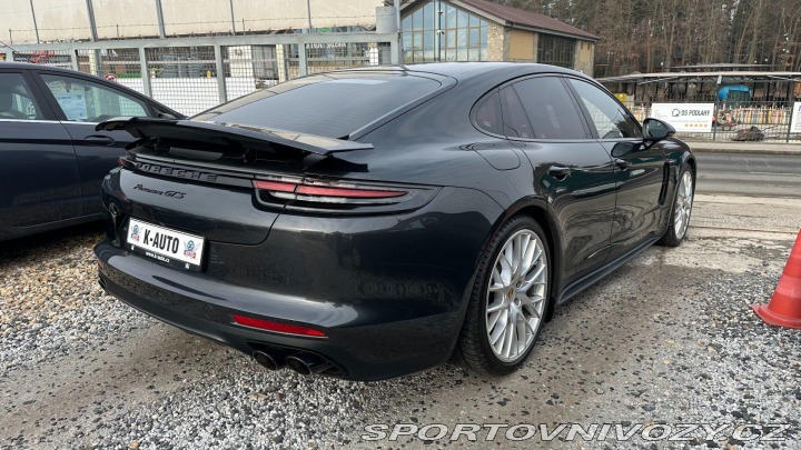 Porsche Panamera 4.0 V8*338kW*GTS*Výbava*D 2019