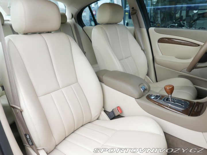 Jaguar S-Type 3,0L V6 175kW Navi Automa 2002
