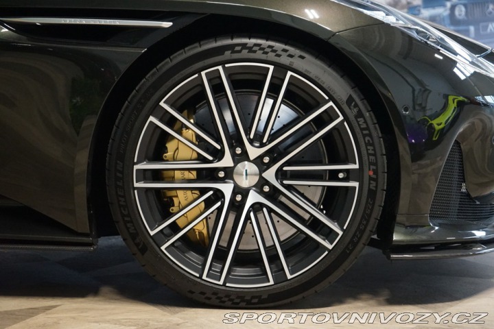 Aston Martin DB12 500kW*V8*B&W*CERAMIC* 2024