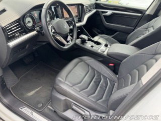 Volkswagen Ostatní modely Touareg Elegance  3,0TDI 210kw 2023