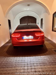 Audi S8 2013