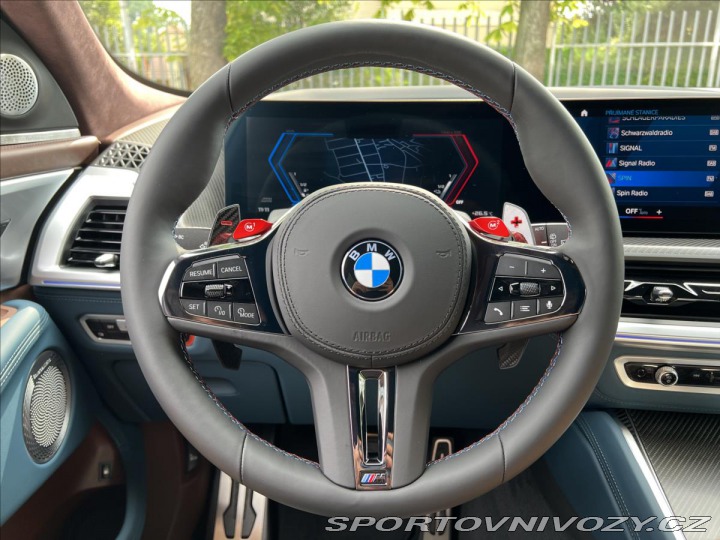 BMW XM 4.4 B&W Masáž 2023