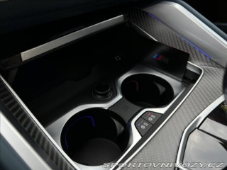BMW XM 4.4 B&W Masáž 2023