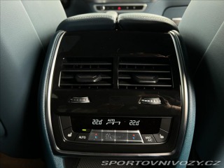 BMW XM 4.4 B&W Masáž 2023