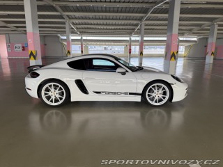 Porsche Cayman 718 Cayman 2025