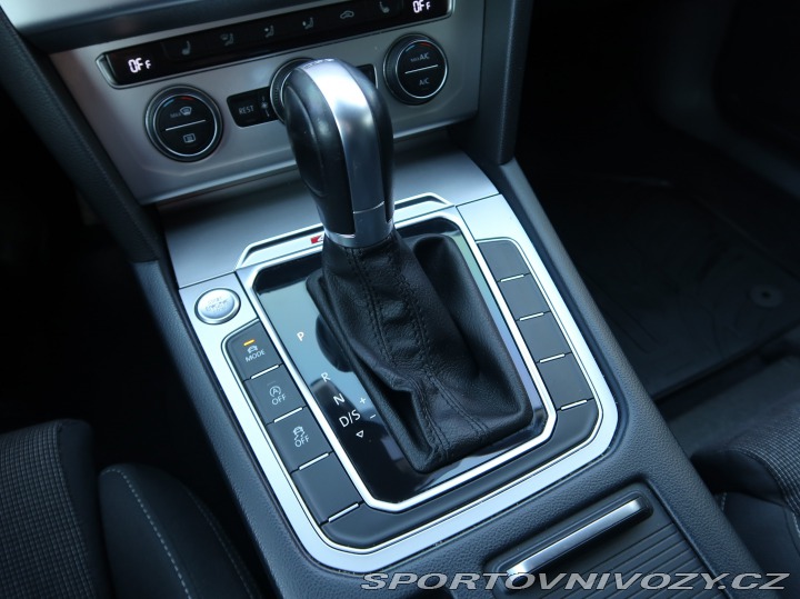 Volkswagen Ostatní modely Passat 2.0 BiTDI 2015