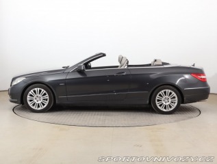 Mercedes-Benz E E 200 2010