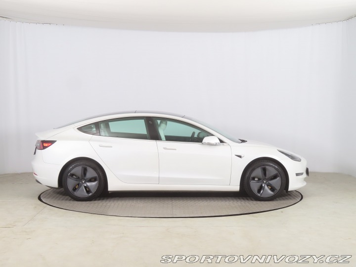 Tesla Model 3 Long Range 4WD 74kWh 2021