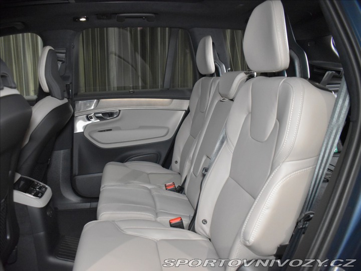 Volvo Ostatní modely XC90 2,0 XC90 ULTRA DARK T8 PL 2025