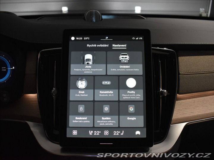 Volvo Ostatní modely XC90 2,0 XC90 ULTRA DARK T8 PL 2025
