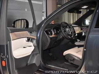 Volvo Ostatní modely XC90 2,0 XC90 ULTRA DARK T8 PL 2025