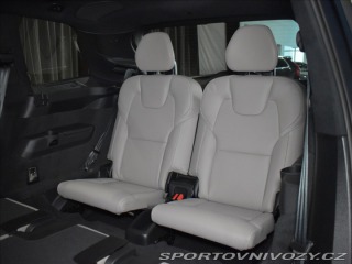 Volvo Ostatní modely XC90 2,0 XC90 ULTRA DARK T8 PL 2025
