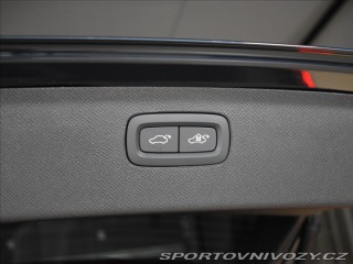 Volvo Ostatní modely XC90 2,0 XC90 ULTRA DARK T8 PL 2025