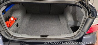 BMW 3 3,0 e90 330xi 2006
