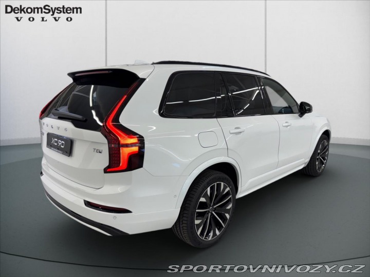 Volvo Ostatní modely XC90 2,0 T8 AWD Ultra Dark 045 2025