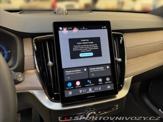 Volvo Ostatní modely XC90 2,0 T8 AWD Ultra Dark 045 2025