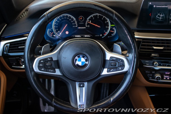 BMW 5 M550i xDrive A/T 2017