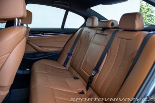 BMW 5 M550i xDrive A/T 2017