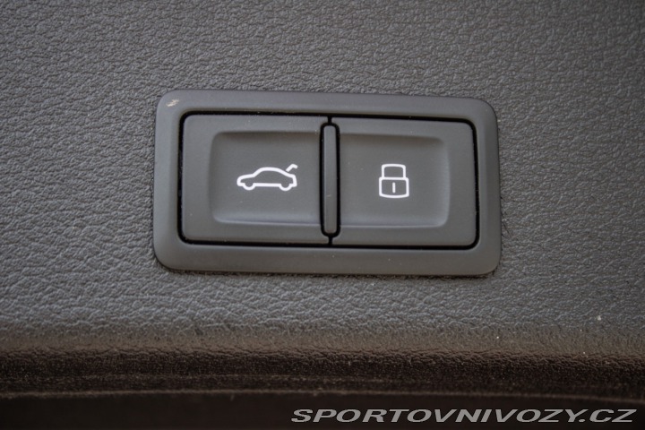 Audi RS4 331 kW, 8-st.automat, 20 2018