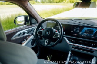BMW XM  2024