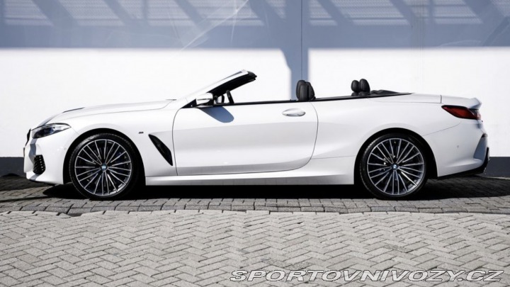BMW 8 850i 2019