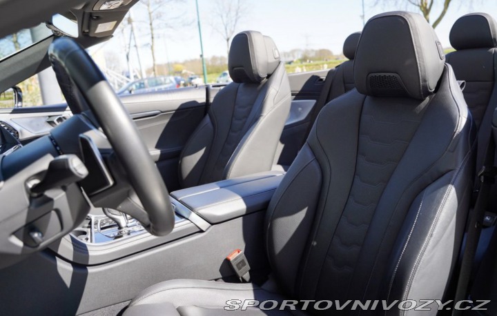 BMW 8 850i 2019