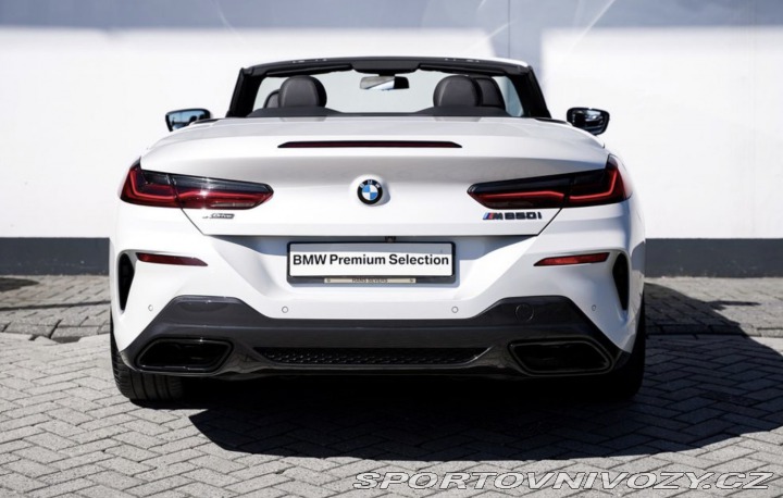 BMW 8 850i 2019