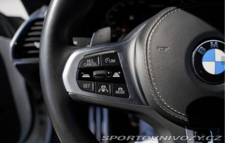 BMW 8 850i 2019